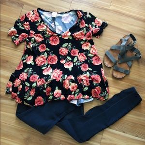Bonded USA Black Floral flowy shirt - gently used